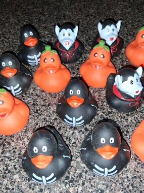 Halloween Rubber Duck Set - Pumpkin, Skeleton & Vampire Ducks